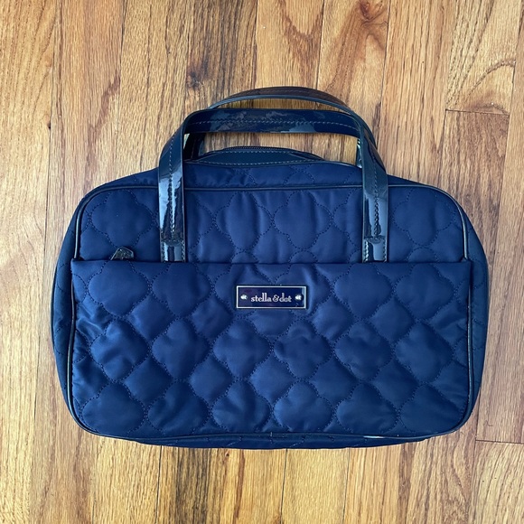 Stella & Dot Accessories - Stella & Dot travel jewelry case in Navy